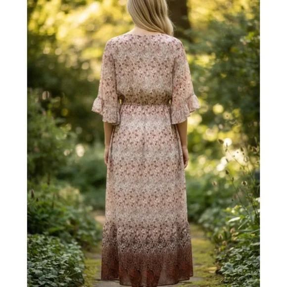 Love Reign Floral Boho 1/2 Bell Sleeve Maxi Dress  Size X SMALL - Picture 3 of 12